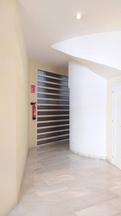 Sherryflat Teatro Jerez de la Frontera Exterior photo